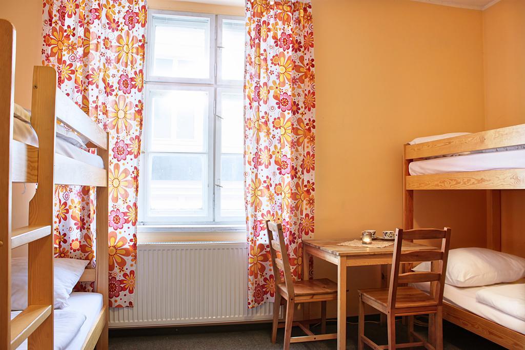 Frolic Goats Hostel Poznań Eksteriør billede