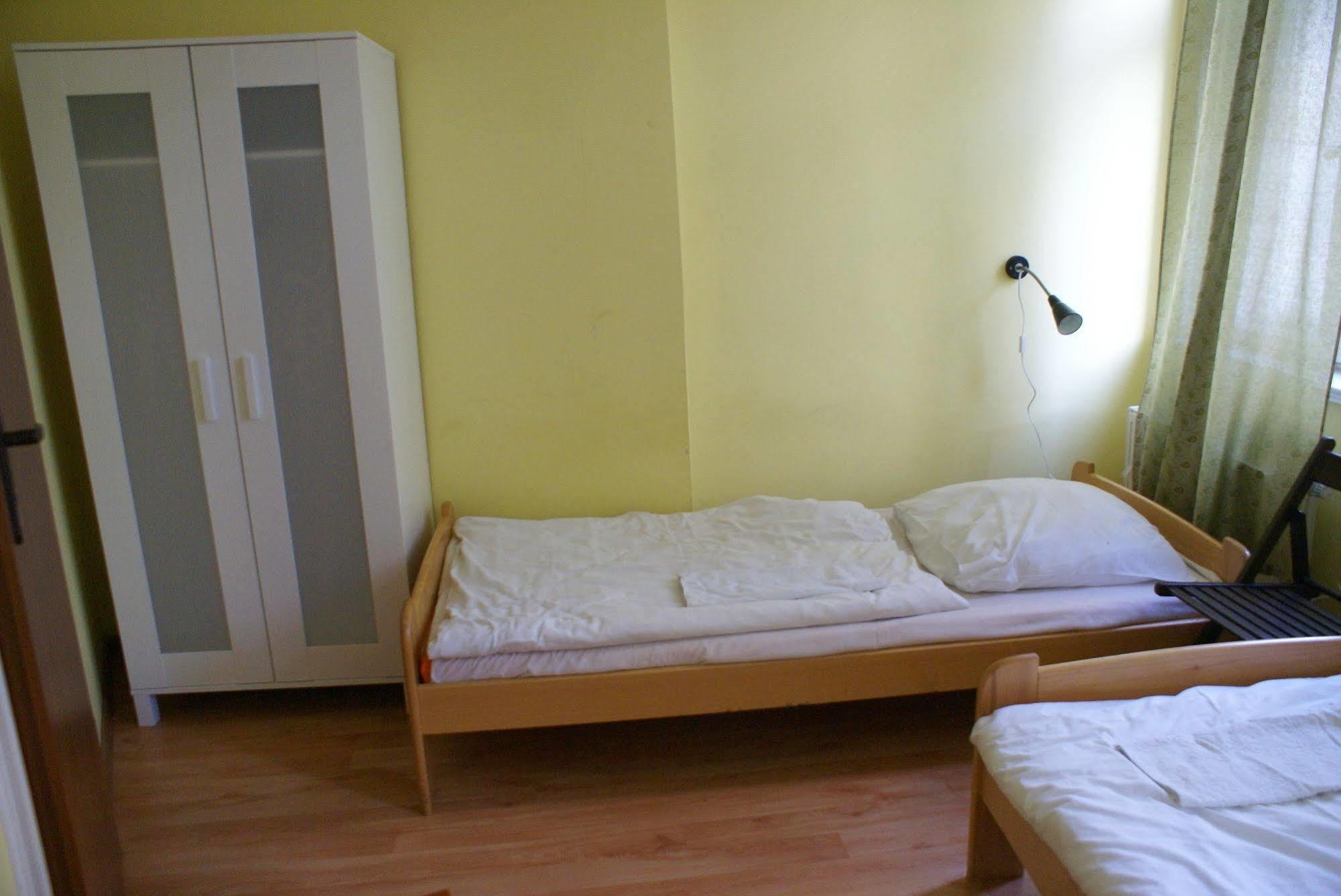 Frolic Goats Hostel Poznań Eksteriør billede