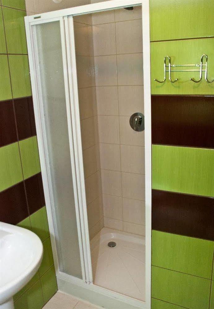 Frolic Goats Hostel Poznań Eksteriør billede