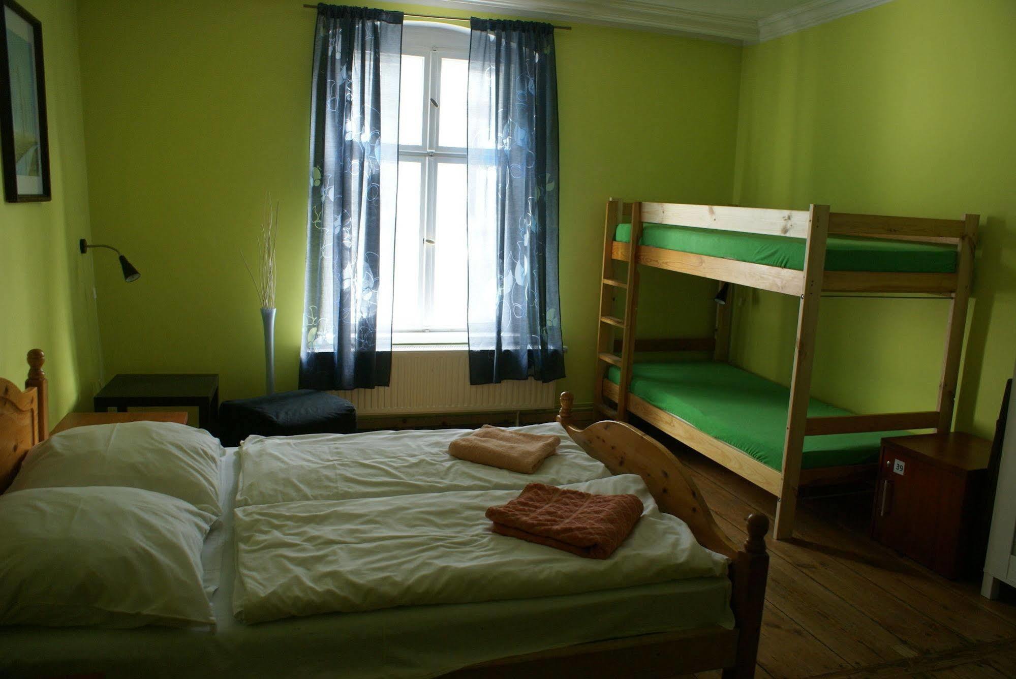 Frolic Goats Hostel Poznań Eksteriør billede