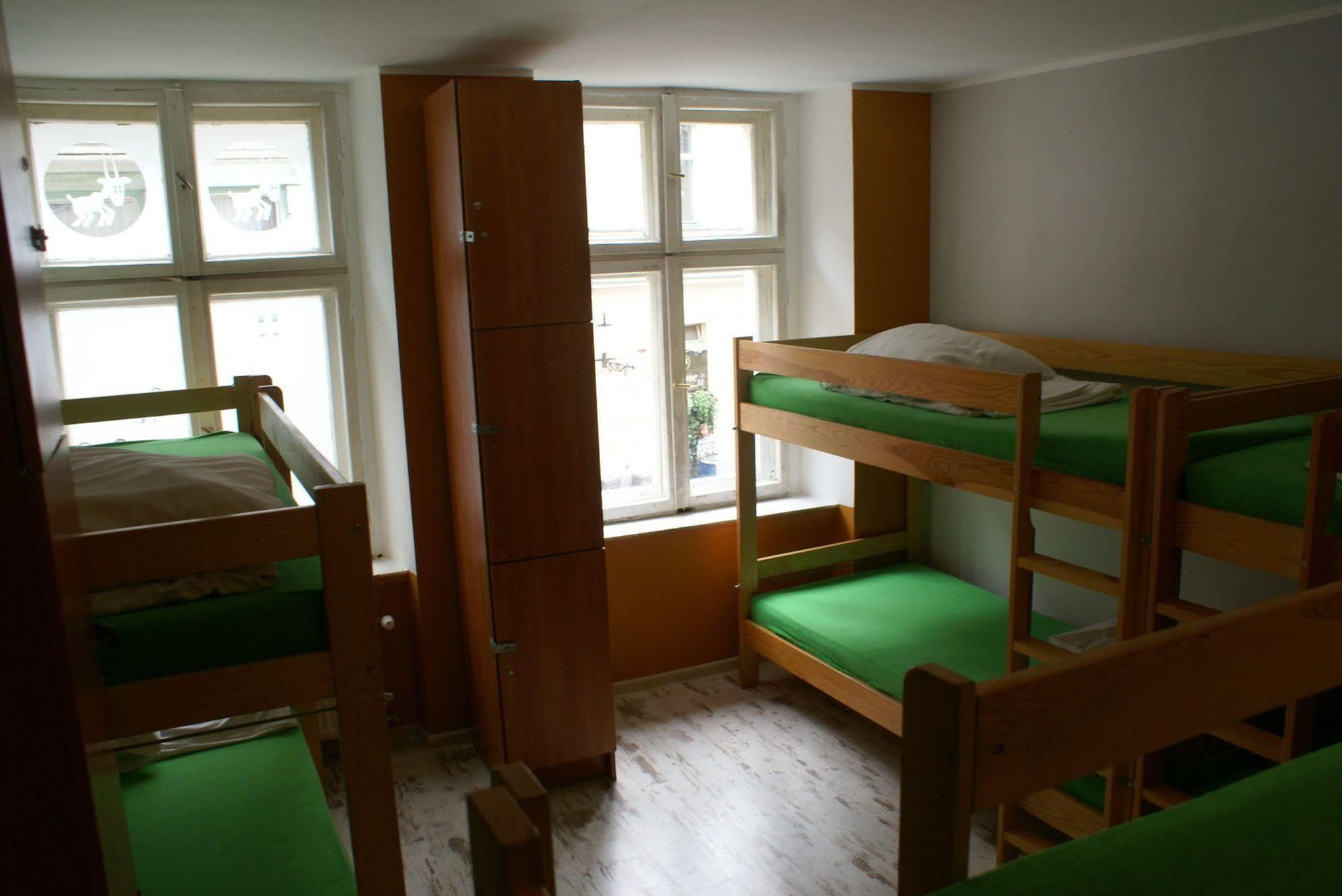 Frolic Goats Hostel Poznań Eksteriør billede